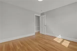 47 Knollwood Ave, Cranston, RI 02910 - Photo 35