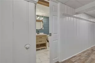 47 Knollwood Ave, Cranston, RI 02910 - Photo 41