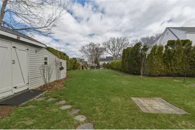 47 Knollwood Avenue, Cranston, RI 02910 - Photo 5