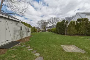 47 Knollwood Ave, Cranston, RI 02910 - Photo 5