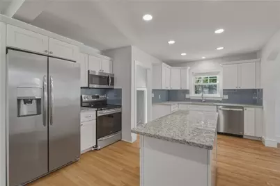 47 Knollwood Avenue, Cranston, RI 02910 - Photo 17