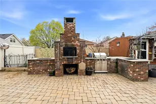 16 Althea Rd, Warwick, RI 02889 - Photo 3