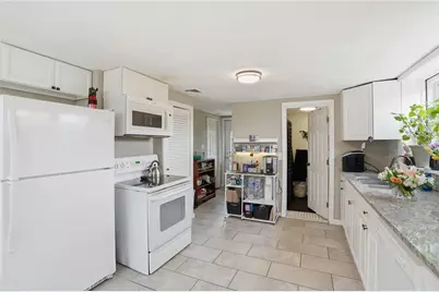 190 Pinnery Avenue, Warwick, RI 02886 - Photo 7