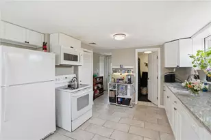 190 Pinnery Ave, Warwick, RI 02886 - Photo 7