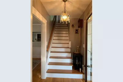 31 Elmcrest Avenue, Providence, RI 02908 - Photo 19