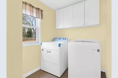 26 Anthony Street, Warwick, RI 02886 - Photo 17