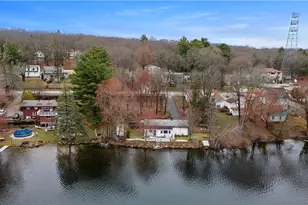 2444 Hartford Ave, Johnston, RI 02919 - Photo 27