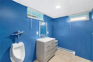 74 Stephens Ave, Warwick, RI 02886 - Photo 17