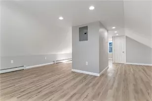 43 Jenkins St, Providence, RI 02906 - Photo 15