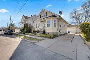 42 Victoria Ave, Cranston, RI 02920 - Photo 19
