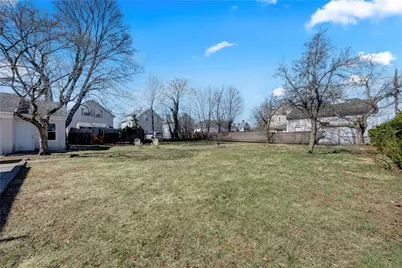 42 Victoria Avenue, Cranston, RI 02920 - Photo 23