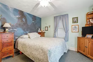 26 Pembroke Ave, Pawtucket, RI 02860 - Photo 9