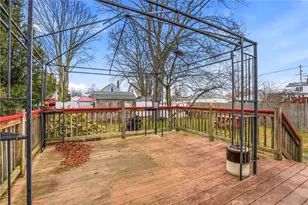 26 Pembroke Ave, Pawtucket, RI 02860 - Photo 33