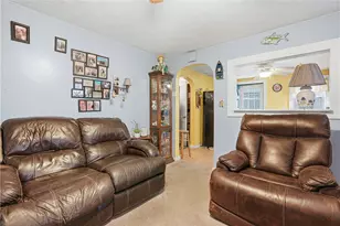 26 Pembroke Ave, Pawtucket, RI 02860 - Photo 7