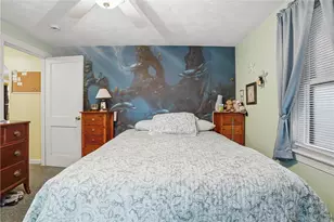 26 Pembroke Ave, Pawtucket, RI 02860 - Photo 11