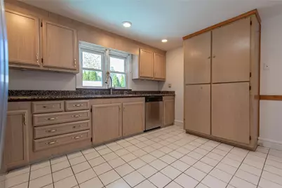 47 Amsterdam Avenue, Warwick, RI 02889 - Photo 11