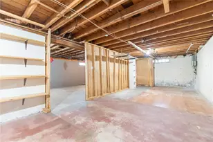 47 Amsterdam Ave, Warwick, RI 02889 - Photo 33