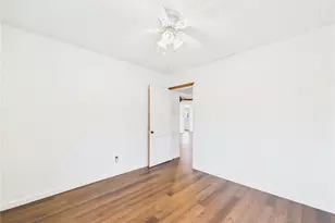 117 Circuit Dr, Narragansett, RI 02882 - Photo 27