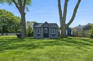 117 Circuit Dr, Narragansett, RI 02882 - Photo 7