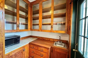 61 E Bowery St, Newport, RI 01840 - Photo 9