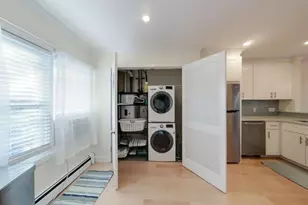 61 Clinton St, Newport, RI 02840 - Photo 7