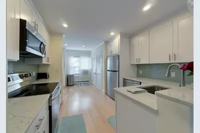 61 Clinton Street #C, Newport, RI 02840 - Photo 5