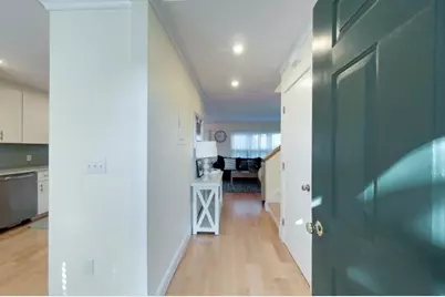 61 Clinton Street #C, Newport, RI 02840 - Photo 3