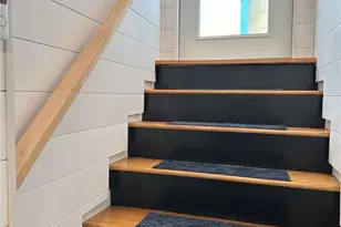 207 Main Ave, Warwick, RI 02886 - Photo 3