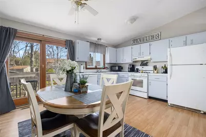 245 Trent Avenue, Warwick, RI 02889 - Photo 5