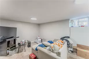 115 Hughes Ave, Pawtucket, RI 02861 - Photo 25