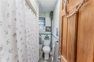 115 Hughes Ave, Pawtucket, RI 02861 - Photo 31