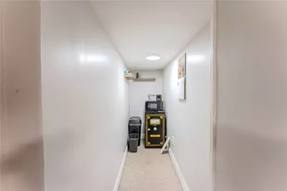 115 Hughes Avenue, Pawtucket, RI 02861 - Photo 27