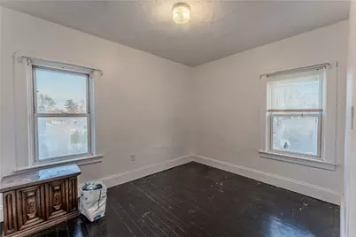 115 Hughes Avenue, Pawtucket, RI 02861 - Photo 39