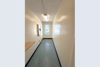 1302 Elmwood Avenue, Cranston, RI 02910 - Photo 15