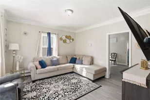 30 Pekin St, Providence, RI 02908 - Photo 7