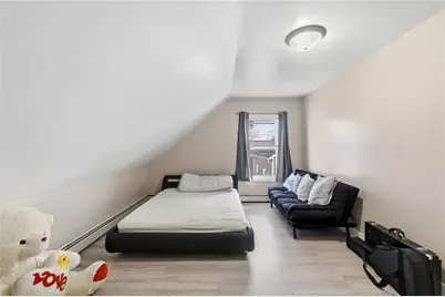 30 Pekin Street, Providence, RI 02908 - Photo 23