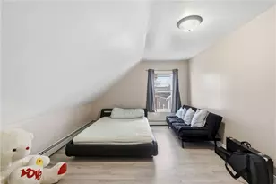 30 Pekin St, Providence, RI 02908 - Photo 23