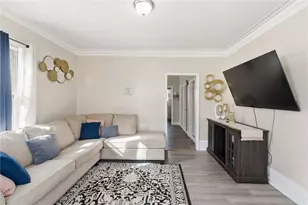 30 Pekin St, Providence, RI 02908 - Photo 9