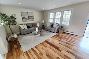 800 Tunk Hill Rd, Scituate, RI 02825 - Photo 5
