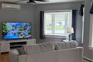 32 Cottage St, Johnston, RI 02919 - Photo 9
