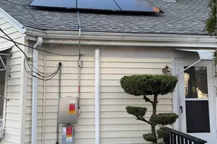 32 Cottage St, Johnston, RI 02919 - Photo 3