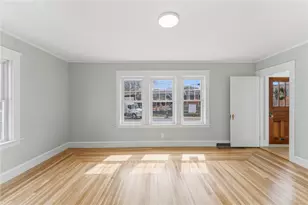 175 Oakland Ave, Cranston, RI 02910 - Photo 7