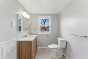 175 Oakland Ave, Cranston, RI 02910 - Photo 41