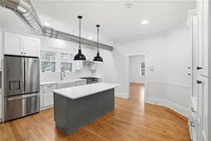 82 High St, Bristol, RI 02809 - Photo 7