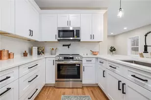 2907 Post Rd, Warwick, RI 02886 - Photo 5