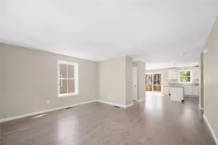 40 Farnum Pike, Smithfield, RI 02917 - Photo 19