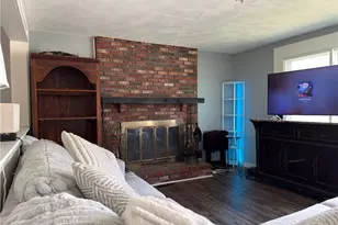 24 Johnson Ave, Warwick, RI 02886 - Photo 5