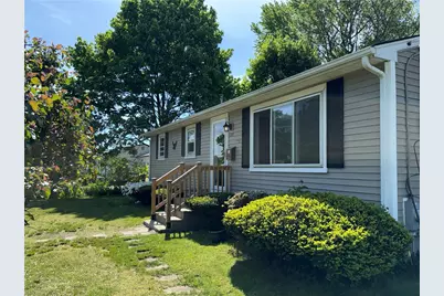 24 Johnson Avenue, Warwick, RI 02886 - Photo 3