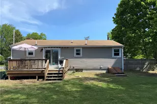 24 Johnson Ave, Warwick, RI 02886 - Photo 23