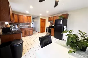 194 Progress Ave, Providence, RI 02909 - Photo 9
